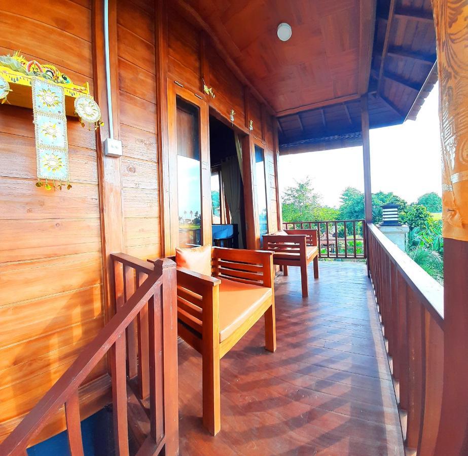 Grand Raka Homestay Lovina  Ngoại thất bức ảnh
