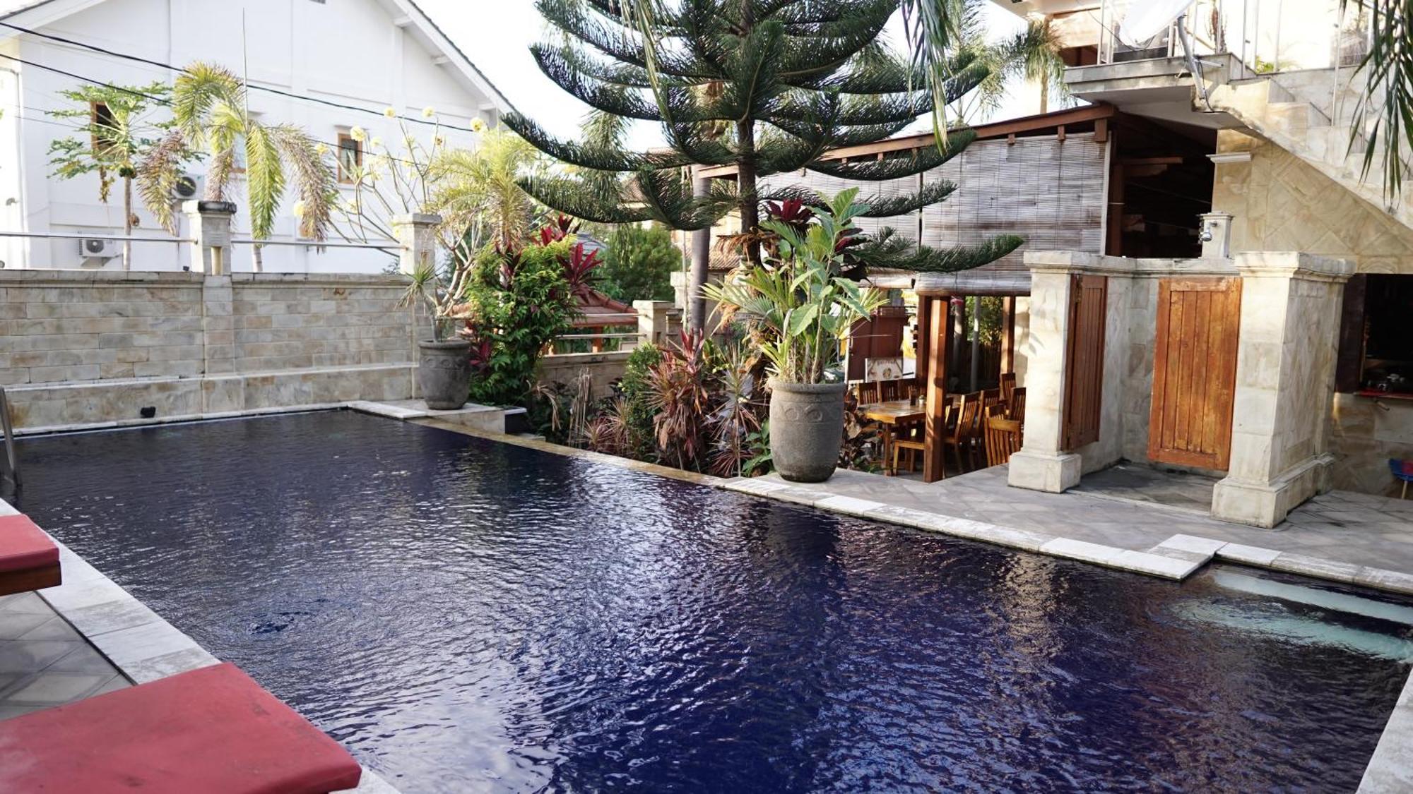 Grand Raka Homestay Lovina  Ngoại thất bức ảnh