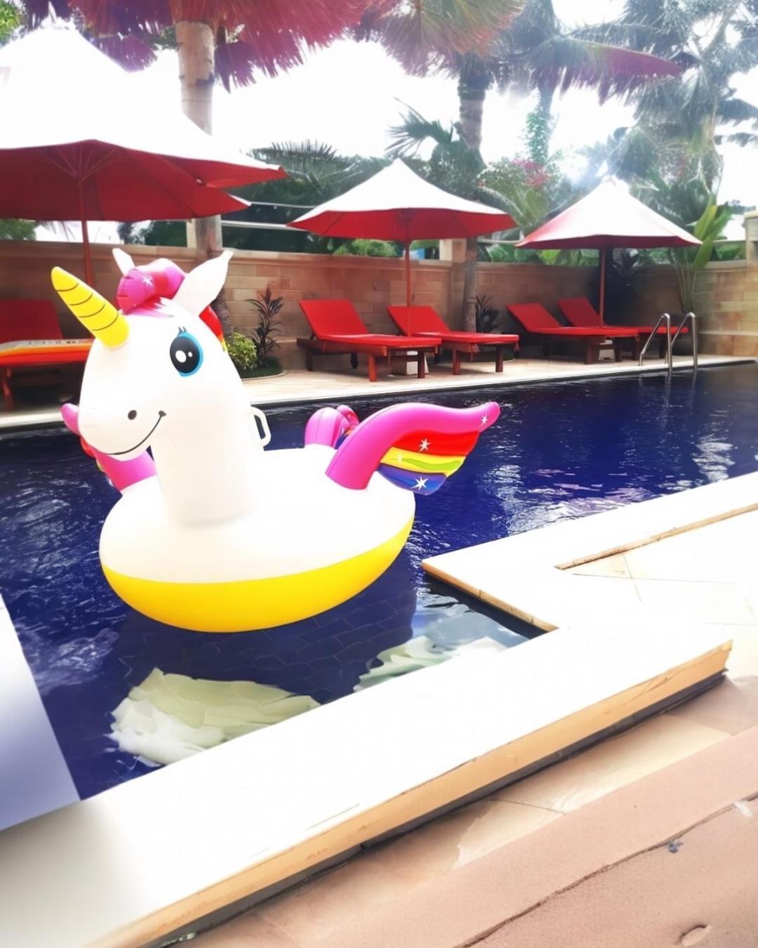 Grand Raka Homestay Lovina  Ngoại thất bức ảnh